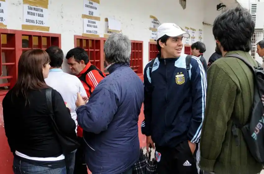 Aumentarán las entradas en el fútbol argentino