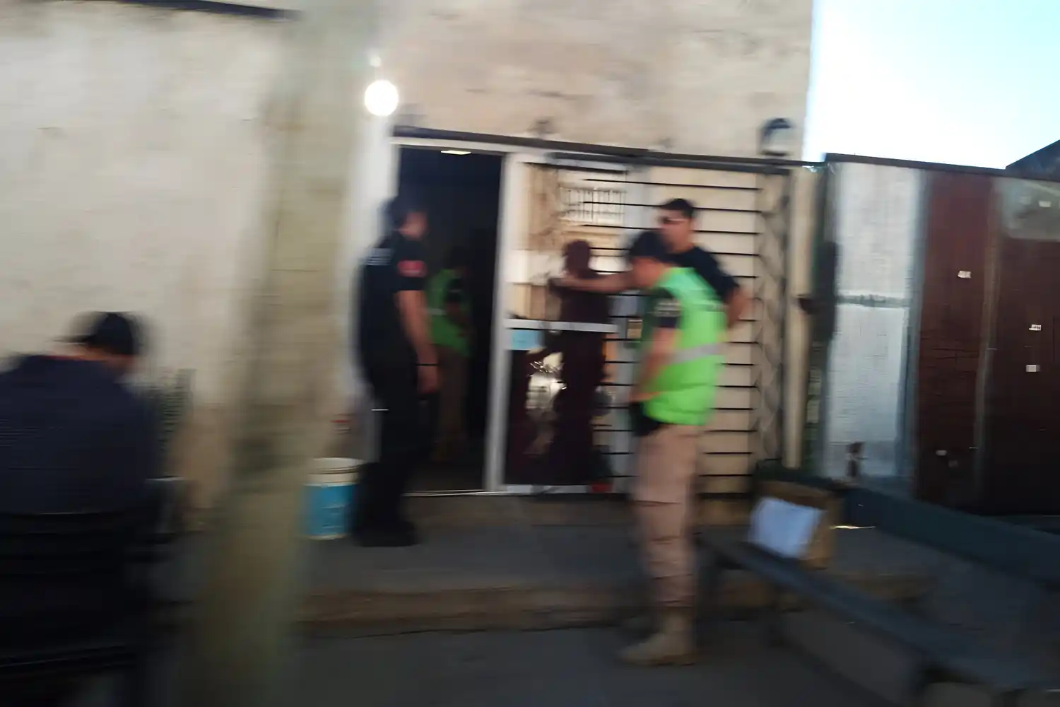 clausuras talleres y remiserías