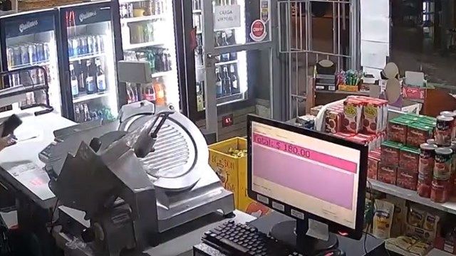 Balearon con una ametralladora a una nena de 6 años