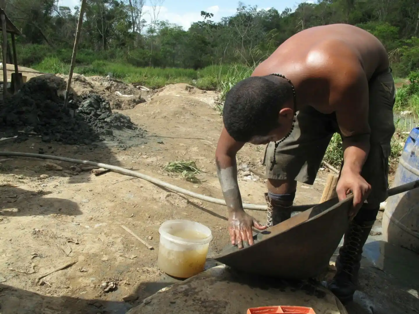 ¡GRAN SABANA! 2 heridos deja derrumbe en mina del estado Bolívar (+VIDEO)