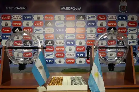 Central y Newells ya conocen los árbitros para la fecha 19