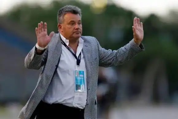 Humberto Grondona no quiere que Lionel Messi juegue en Newell's y explicó sus motivos