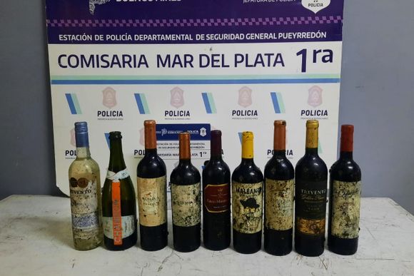 Organizaban la previa: robaron ocho botellas de vino y una de espumante de un restaurante