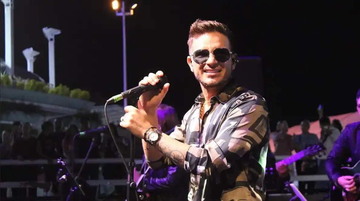 Omar Acedo lanza «El amor no está de moda»