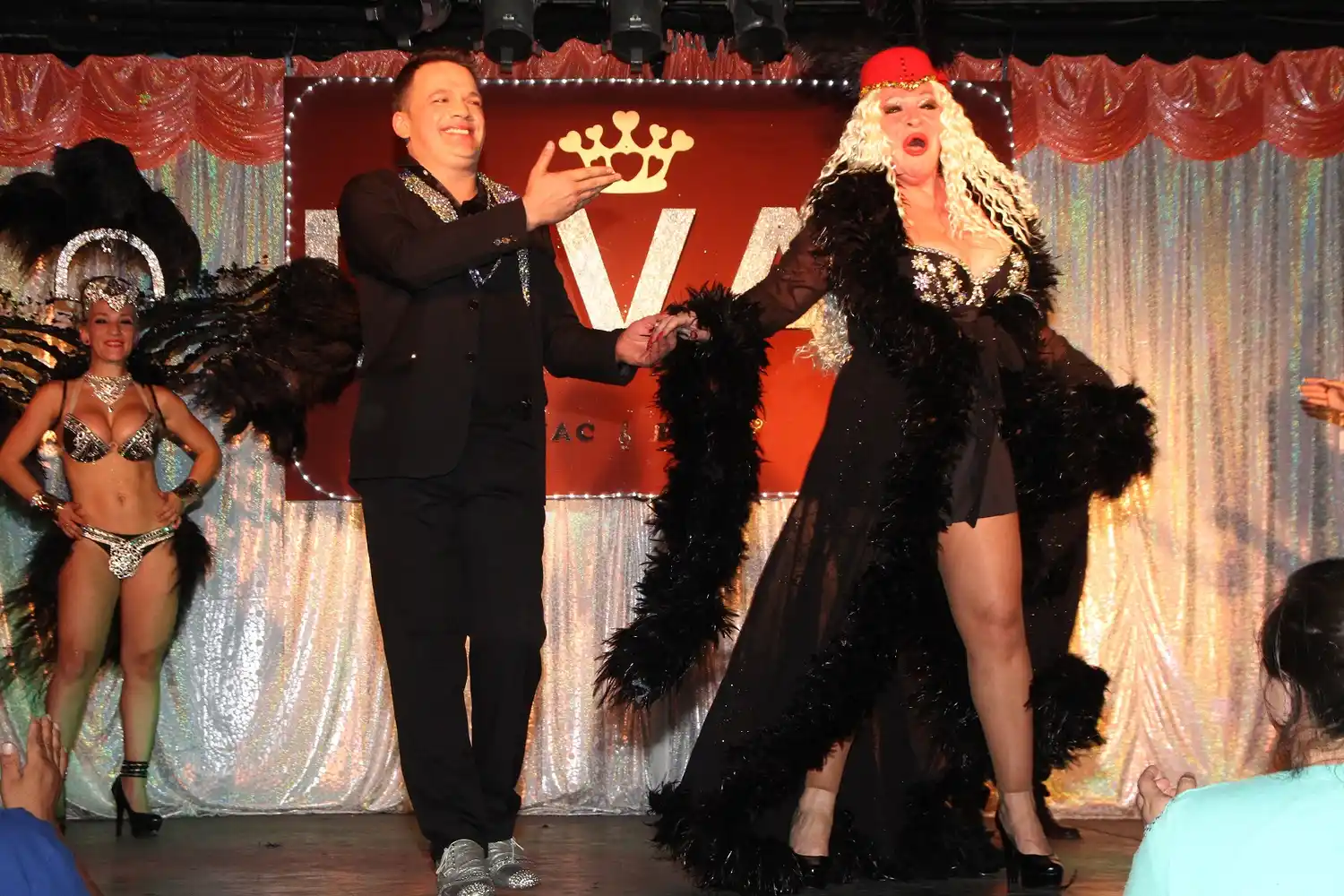 Silvia Süller y Rosita de Pasión estrenaron "Divas Nac & Pop"