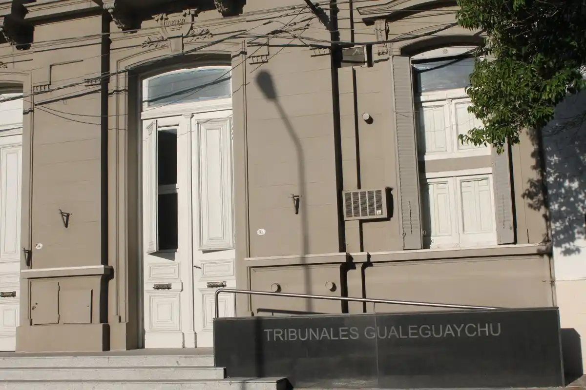 Condena de 6 meses a un hombre que golpeó y pateó a su ex pareja