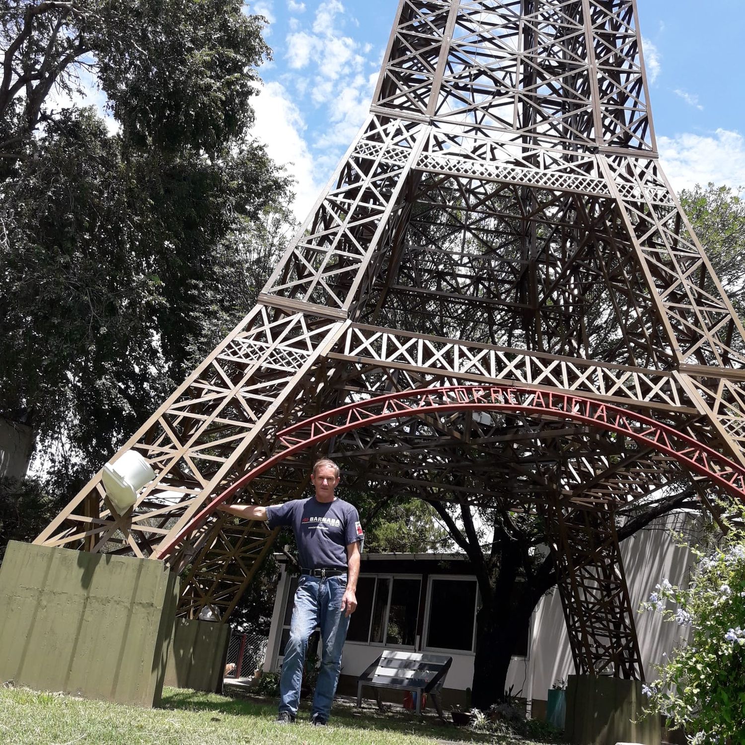 “Me contactaron desde la municipalidad de San Francisco para hacerme saber el interés de esa ciudad para ubicar allí a la torre (…) Otra posibilidad también puede ser Villa Carlos Paz”, dijo Marchetti.