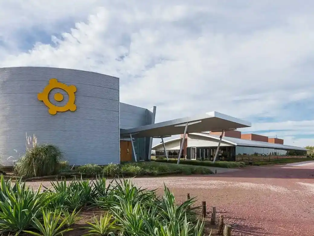 Los Grobo Agropecuaria y una firma que controla incumplirán pagarés por 10 millones de dólares