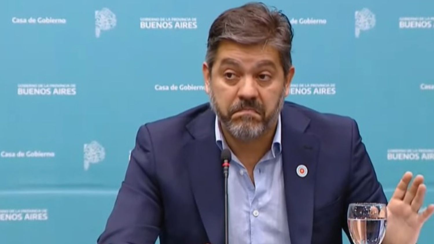 "Está tronando el escarmiento": un trueno en plena conferencia interrumpió a Bianco y lo inspiró a recordar a Perón