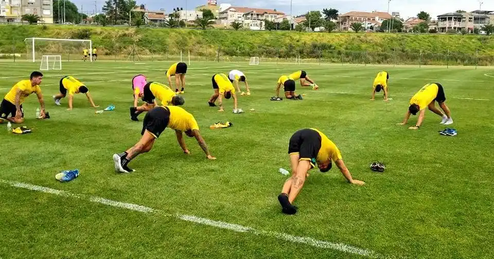 Gustavo Álvarez: “Tenemos 12 partidos para definir el futuro del club”