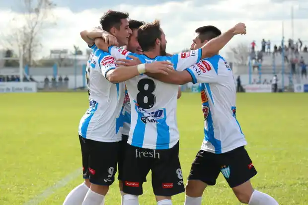 “Tenemos al goleador del torneo, así que hay que dársela”