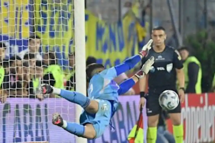 Brey  fue gigante y Boca se metió en semifinales de la Copa Argentina