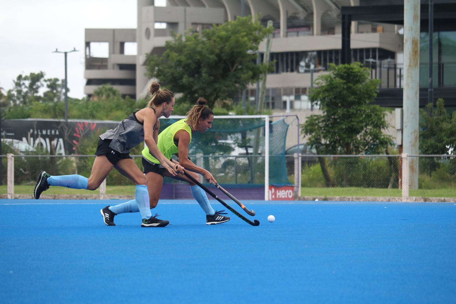 Las Leonas salen a la cancha en Santiago del Estero.