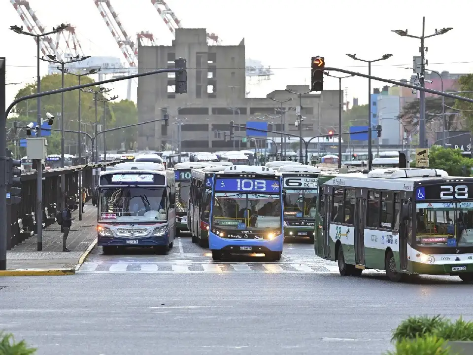 El paro de colectivos será nacional.