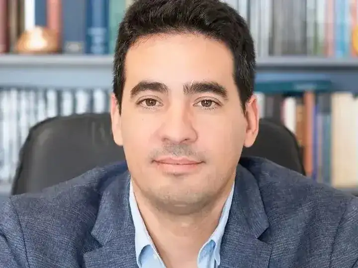 Adrián Ravier.