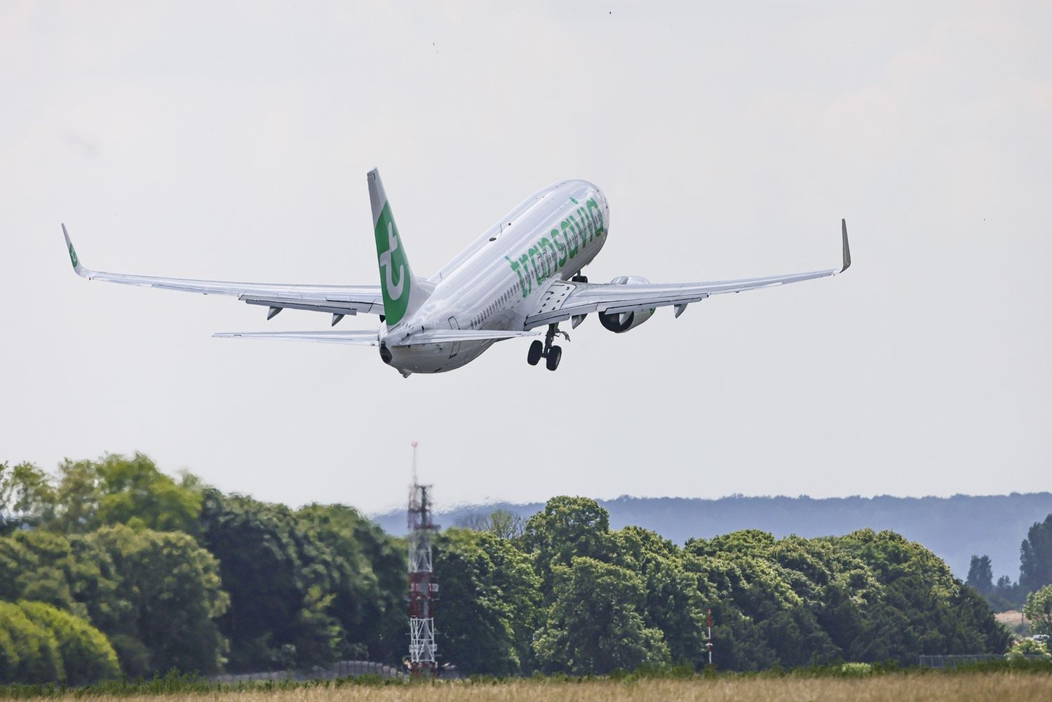 La ofensiva de bajo costo de Air France-KLM en España: Transavia incrementa un 17% su capacidad
