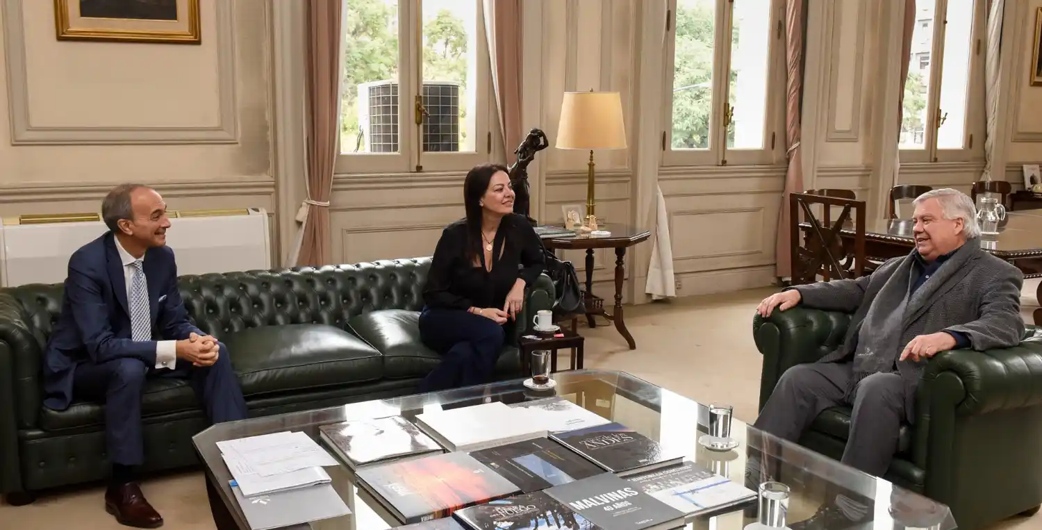 Tras la masiva marcha por la educación pública, Sandra Pettovello recibió al rector de la UBA