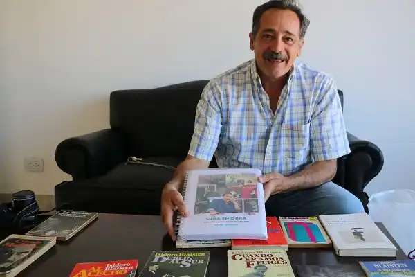José Luis Pereyra: el hombre de los 5 mil libros que ganó el Premio Fray Mocho