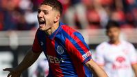 San Lorenzo se hizo fuerte