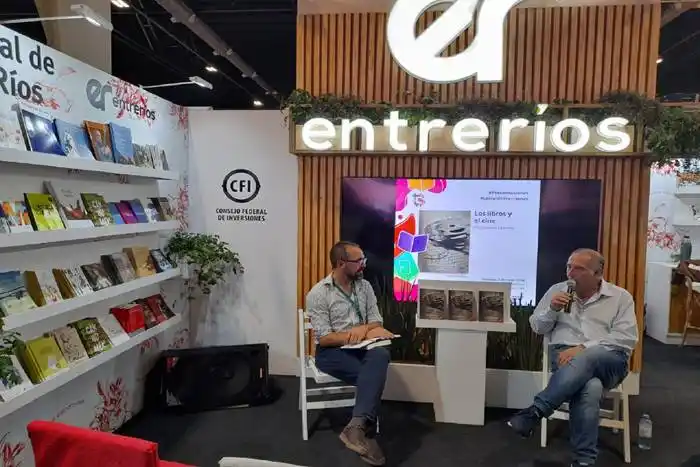 Autoras y autores  entrerrianos celebran la oportunidad de divulgar sus libros en la Feria  Internacional del Libro