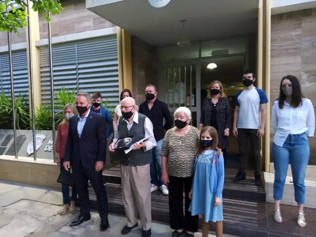 Otorgan la ‘Distinción al Mérito’ al señor Eugenio Hepp