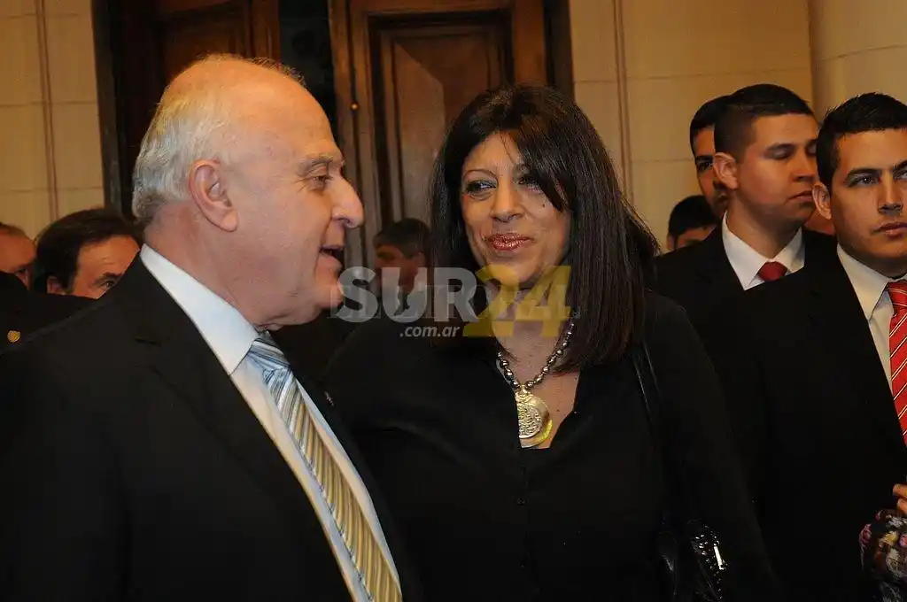 Clara García recordó a Lifschitz: “Cada minuto de su vida privada fue un honor a su vida pública”