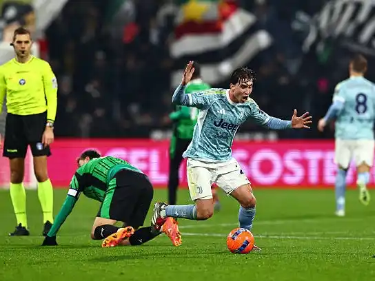 Juventus goleó al Sassuolo y sigue prendido