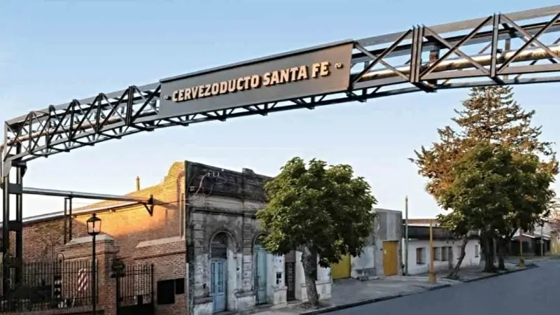 Intentaron robar cerveza del cervezoducto en Santa Fe: dañaron la red para hacer una conexión clandestina