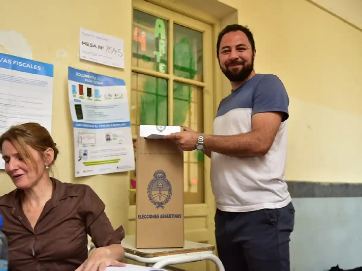 Andrés Romero: “Hoy se define el futuro del país”