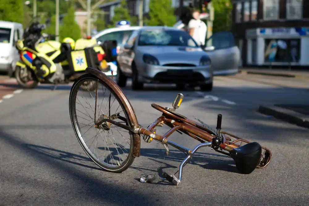 Ciclistas reclaman una ley de Tránsito que los escuche y los proteja.