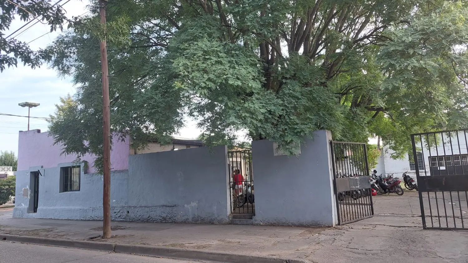 Centro de Formación Profesional: con gran concurrencia, comenzaron los cursos en “la escuela de El Tanque”