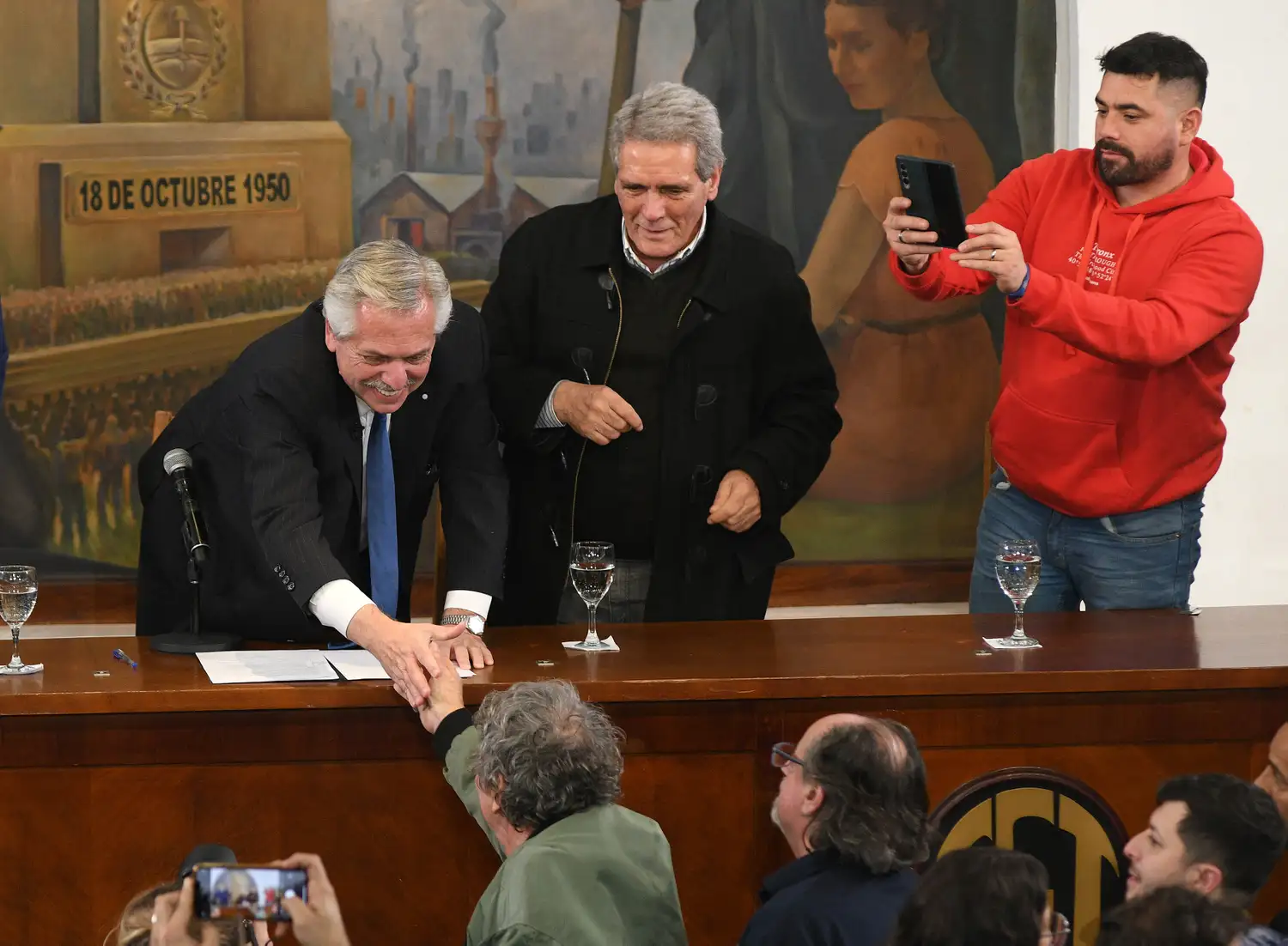 Alberto Fernández encabezó al acto que realizó la CGT para conmemorar el aniversario de la muerte de Juan Domingo Perón.