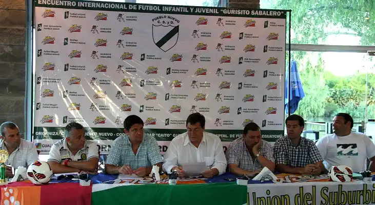 Primer Encuentro Internacional de Fútbol Infantil "Gurisito Sabalero"