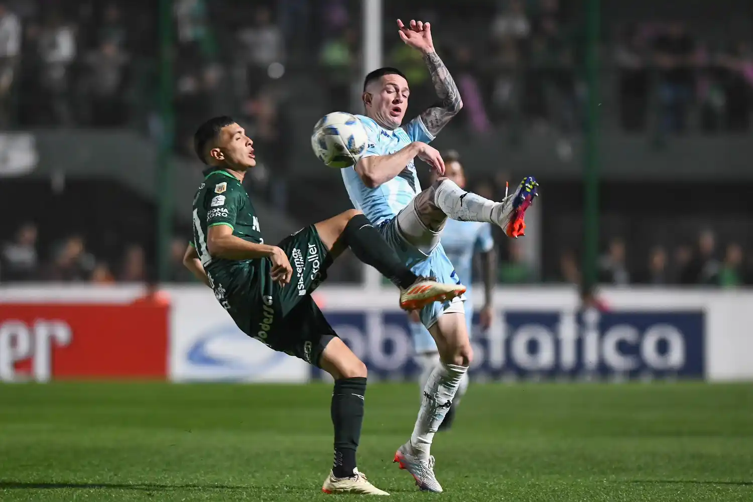 Racing debió trabajar mucho para rescatar un punto.