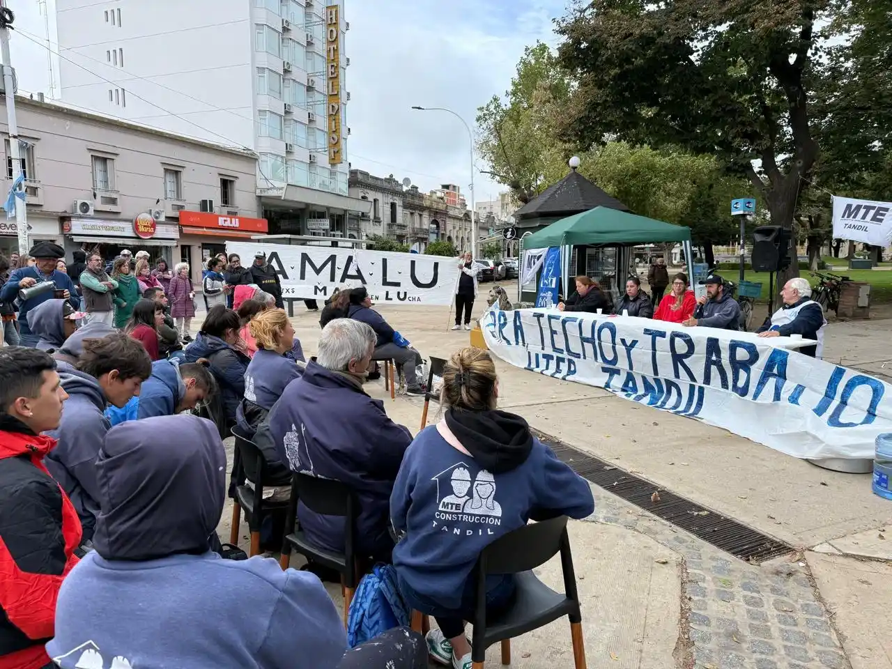 La UTEP, movimiento sociales y otras organizaciones se manifestaron contra la eliminación del Salario Social Complementario.