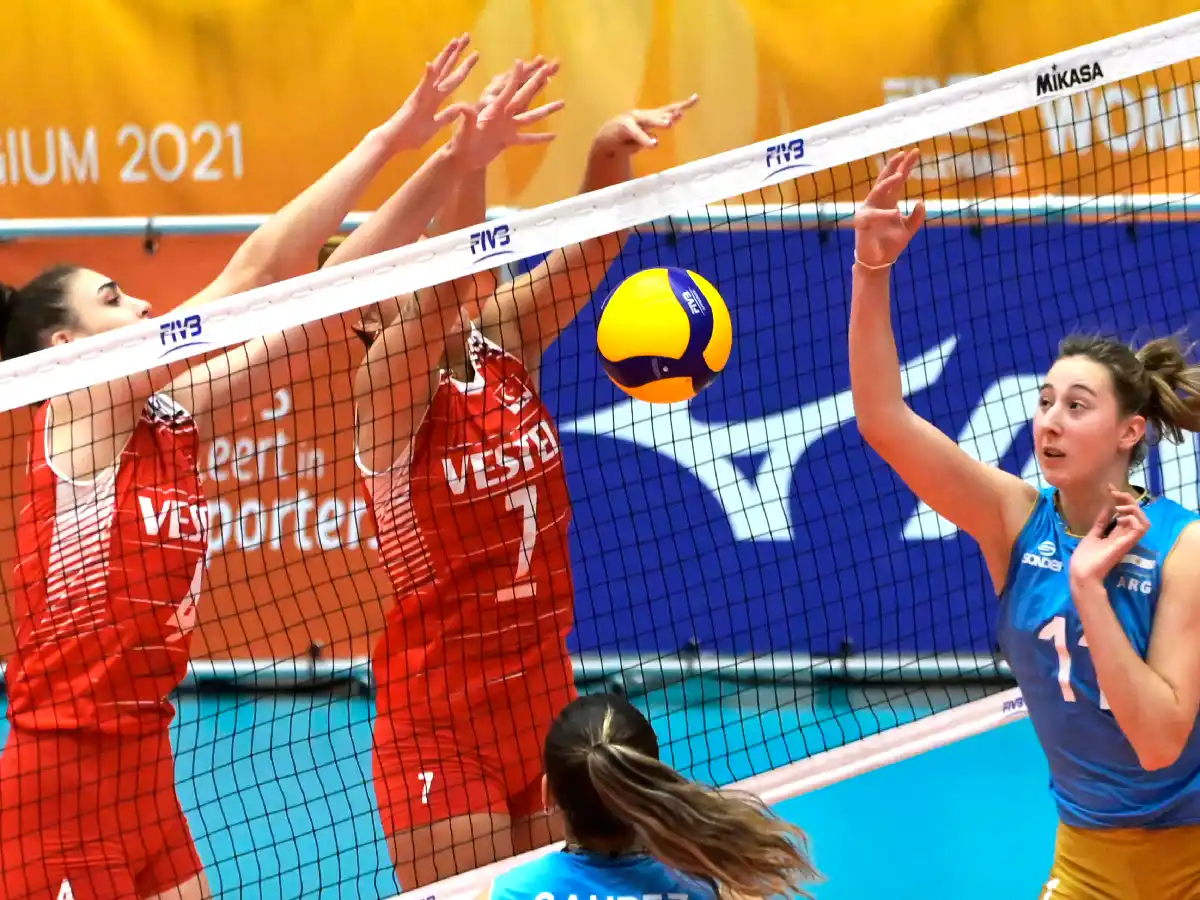 Un buen trabajo de Cugno no evitó la caída de Las Panteritas