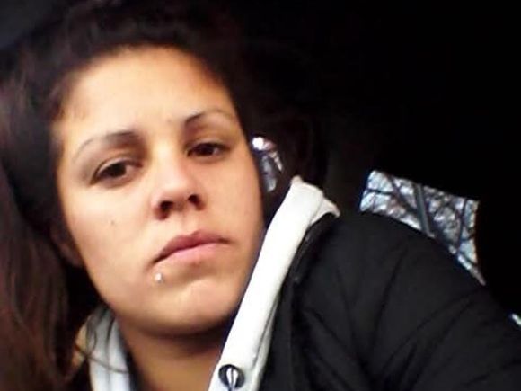 Investigan la muerte de Erika Mora: "Supuestamente tienen huellas de dos personas"