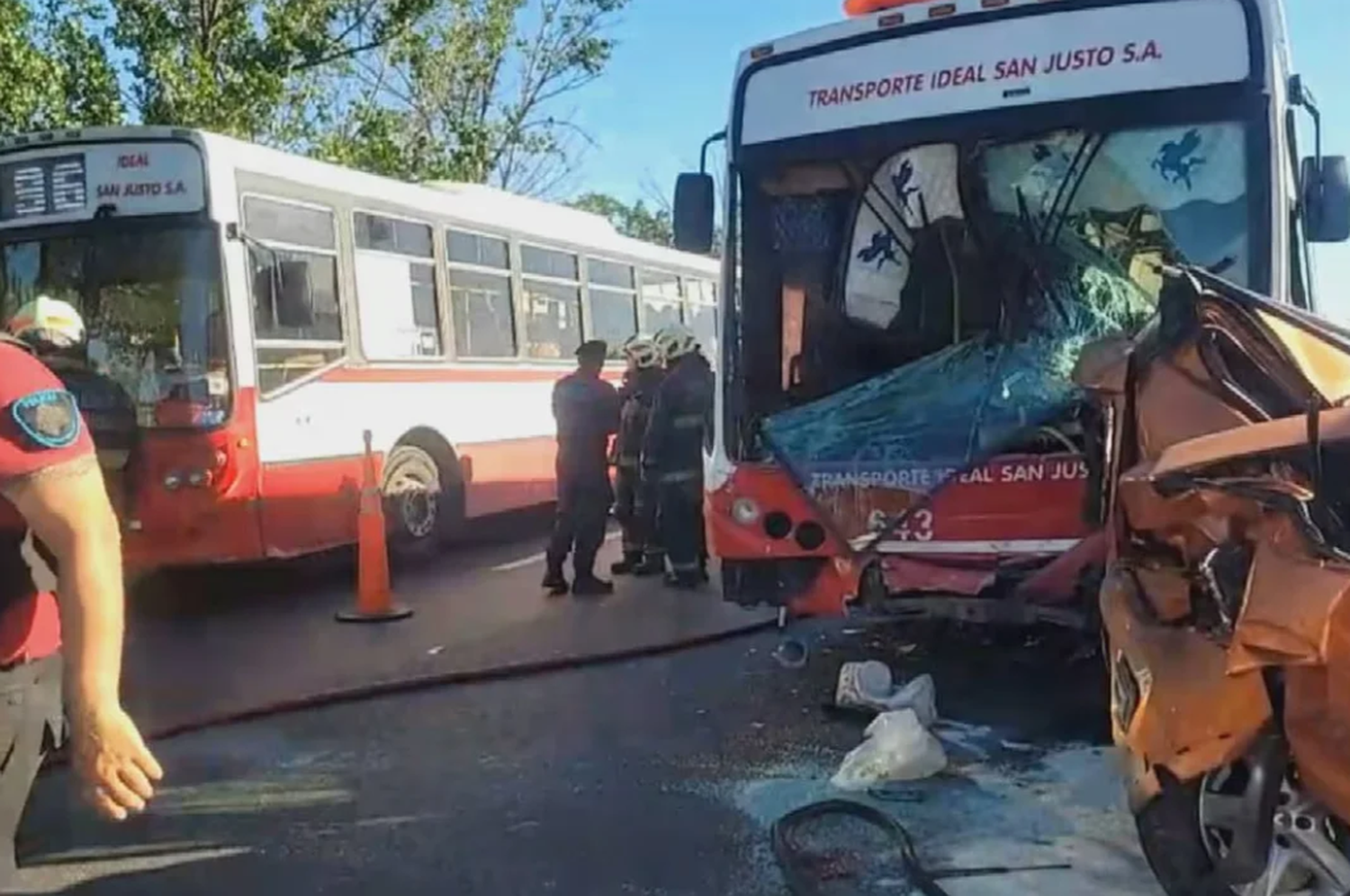 El personal policial realizó controles de alcoholemia a los conductores involucrados, pero todos dieron negativo.