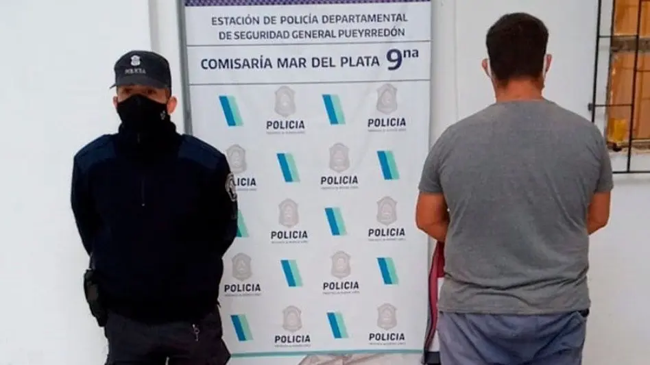 Robaban motos y los descubren por ofrecer las autopartes por Internet