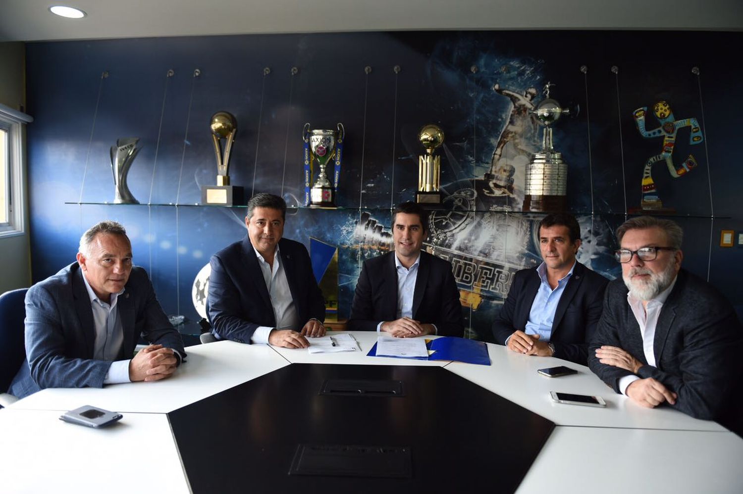 Convenio entre la Cámara de Diputados de la Provincia con la Fundación Boca para promover el fútbol en los barrios