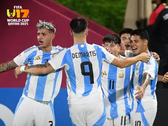 El marplatense De Martis debutó con victoria en el Sub 17