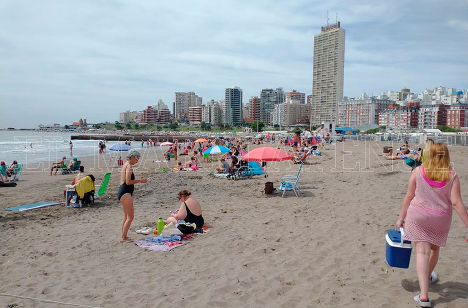 Domingo con nubosidad, humedad y mucho calor en Mar del Plata