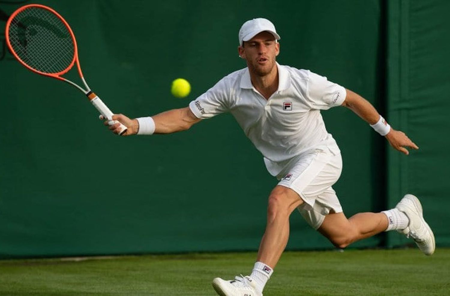 Schwartzman arrancó con el pie derecho en Wimbledon y avanzó a segunda ronda