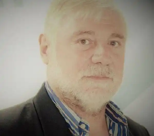 �SAllende arregló su libertad a  cambio de dos mansiones robadas⬝