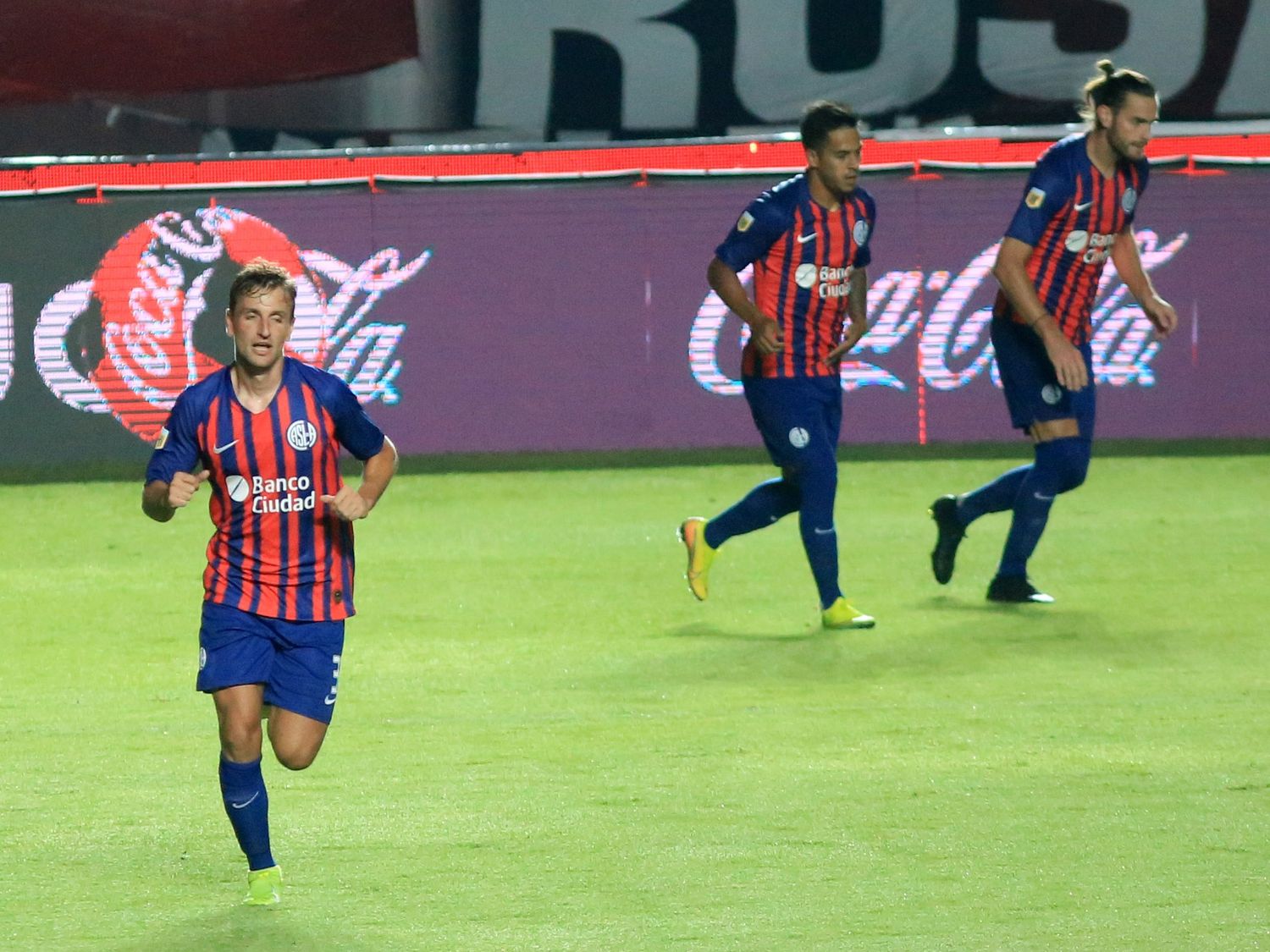 El agente de los hermanos Pittón pidió la quiebra de San Lorenzo