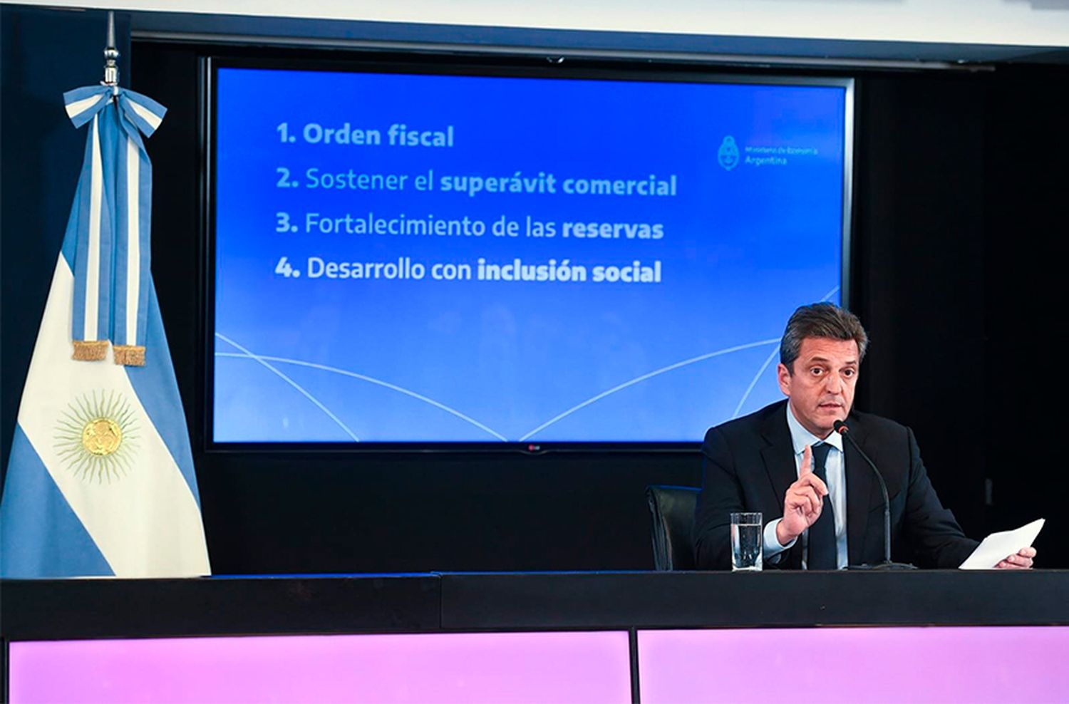 Las claves del programa: orden fiscal, superávit, reservas, subsidios y desarrollo