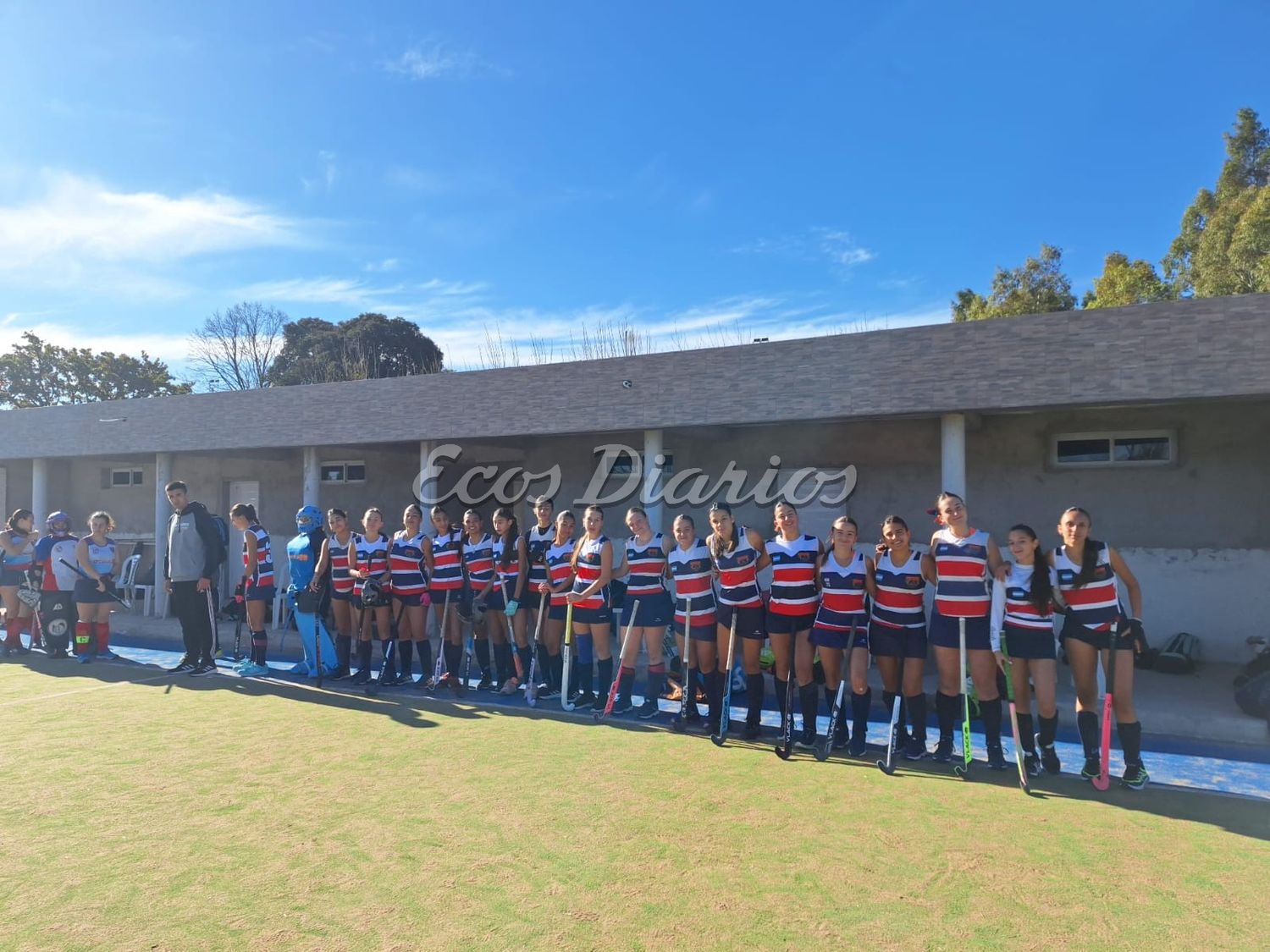 La Sub-17 del Club Náutico, que se prende en la pelea por la cima