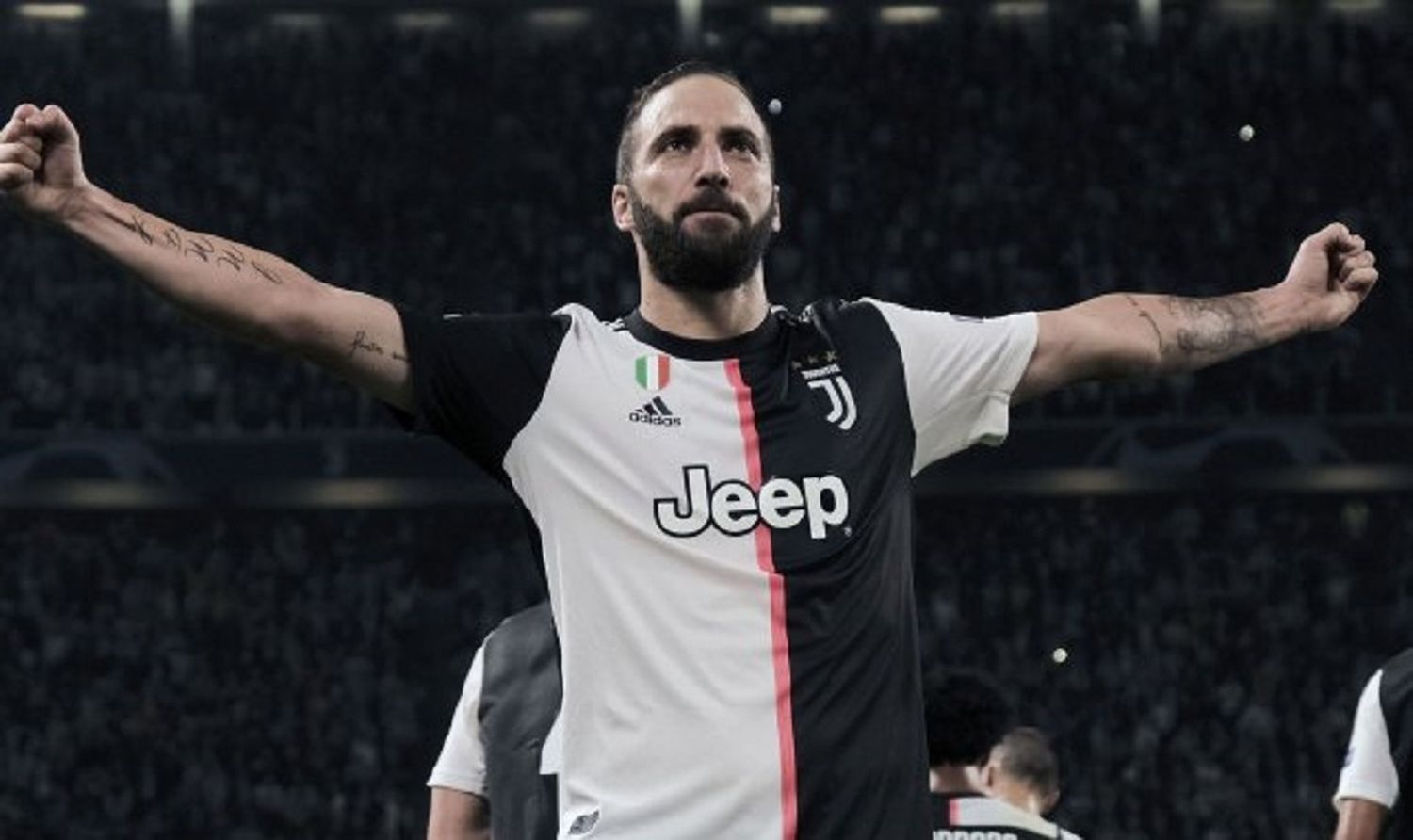 Al Pipita Higuaín se le complica poder retornar a Italia para sumarse a su equipo