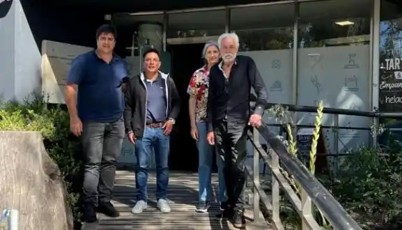 El presidente de la CAP, Daniel Ventura, junto a Sebastián D´Andrea, titular del EMDER y Juan Carlos Saubiette, presidente de la AMP.