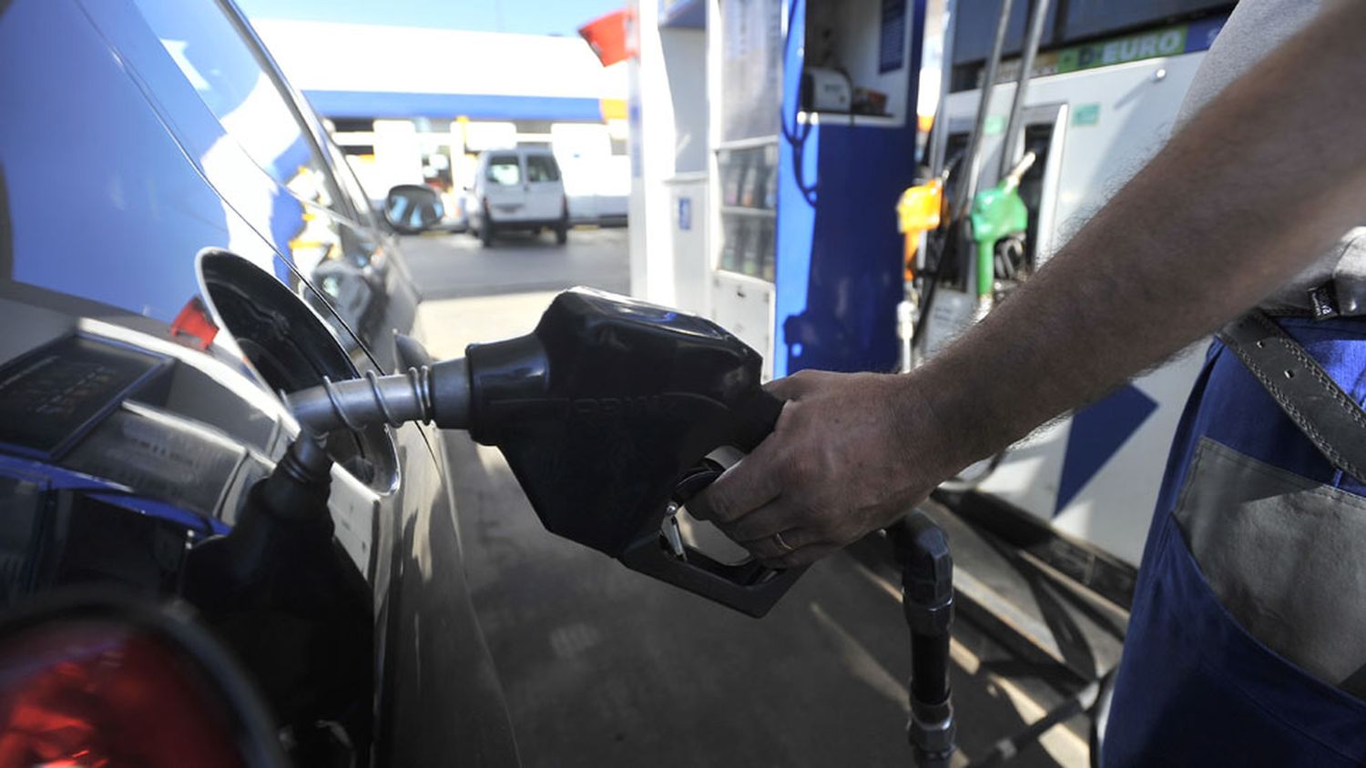 Naftas: YPF, Shell y Esso volvieron a aumentar los precios